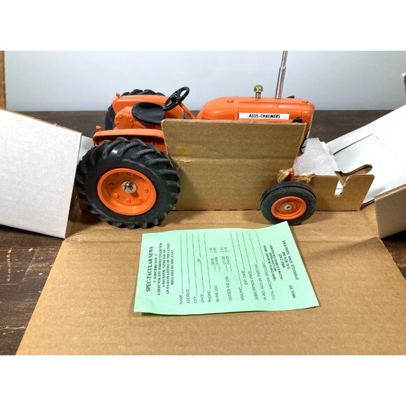 Spec-Cast Allis-Chalmers D10 Crossroads 2000 Tractor CUST 687 1/16 NIB READ - Picture 6 of 14